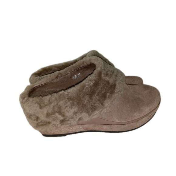 Antelope Women's Collection Wedge Clogs Size 37, Warm, comfy, Stylish - Picture 1 of 11